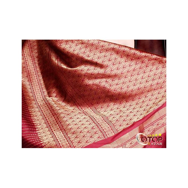 Silk Cloth with Yok Dok Pattern