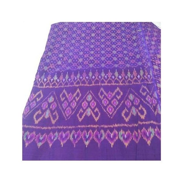 Handwoven Pha Khao Ma