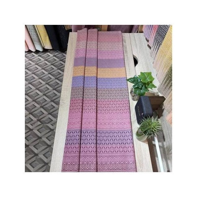 Kaeo Kalong Pattern Brocade Silk