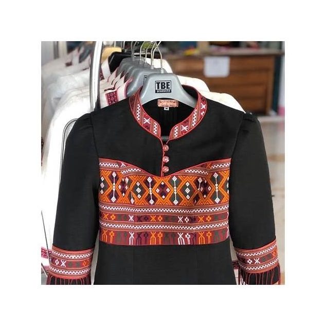 Praewa Silk