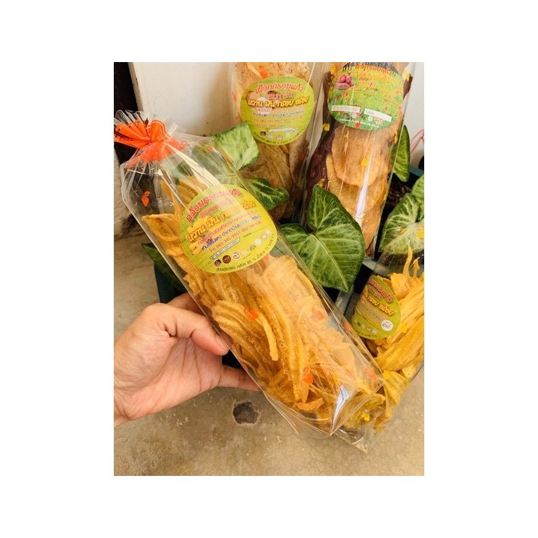 Sweet Glazed Crispy Kluai Khai Banana