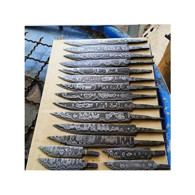 Uthai Thani Folding Knife
