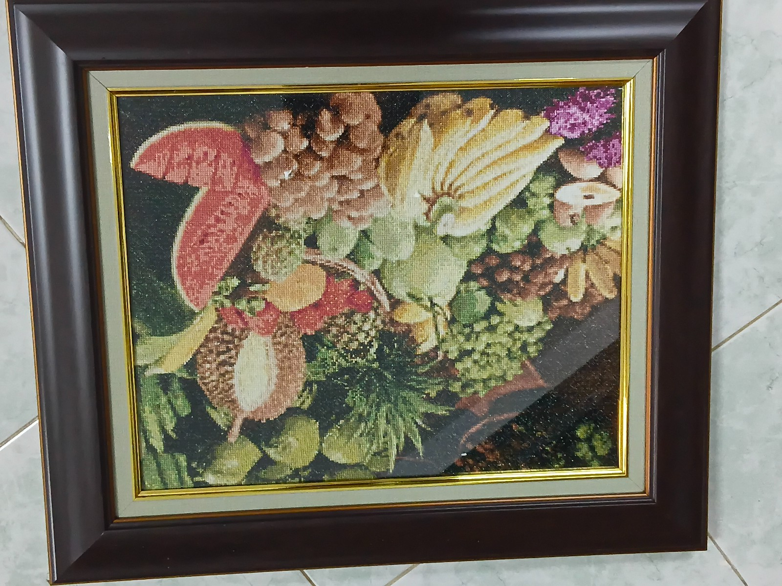 ภาพปักครอสติชใส่กรอบ