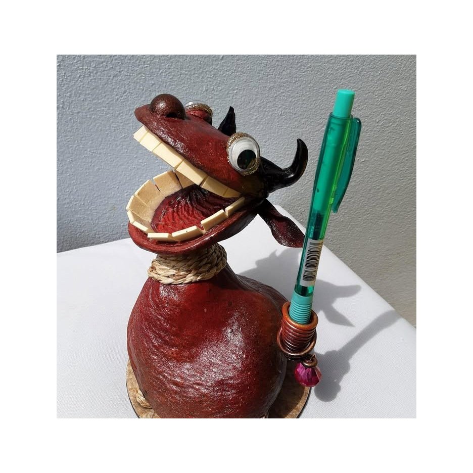 Happy Coconut Shell Pen Holder Doll