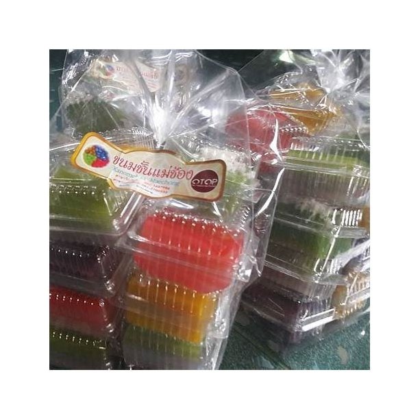 Layered Khanom Chan Sweets