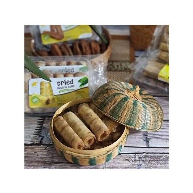 Natural Baked Banana Rolls