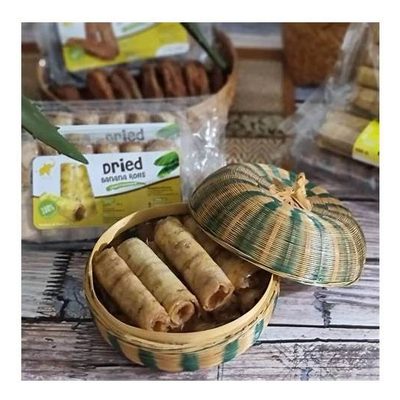 Natural Baked Banana Rolls