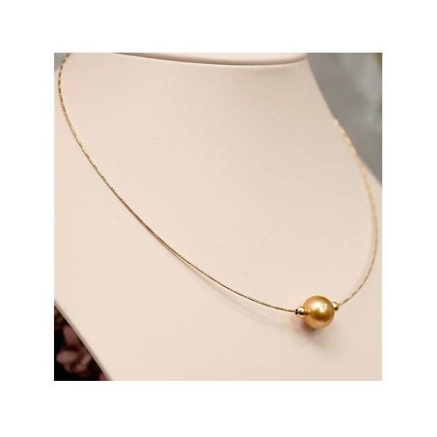 Pearl Pendant Necklace