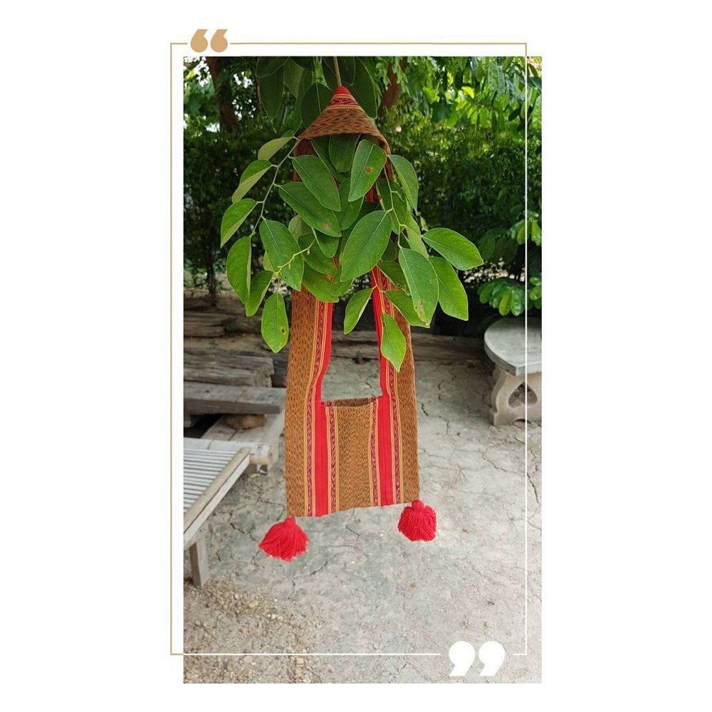 Traditional Yam Shoulder Bag