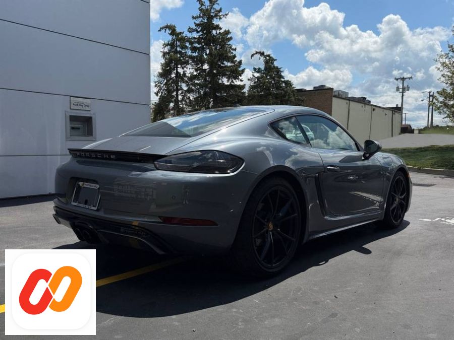 2025 Porsche 718 Cayman