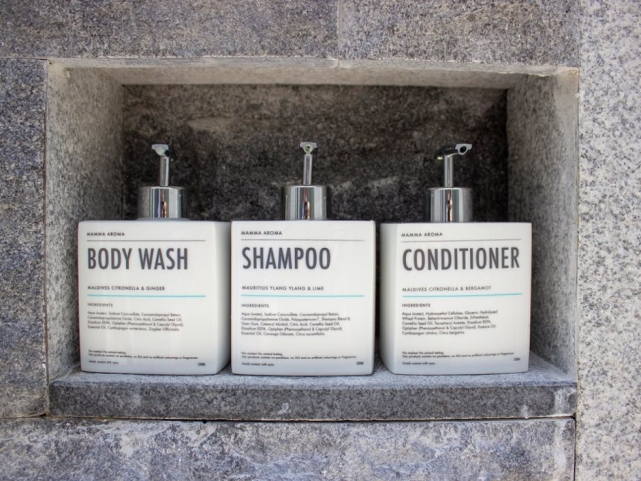 Shampoo, Conditioner & Body Wash Set 3 x 300 ml