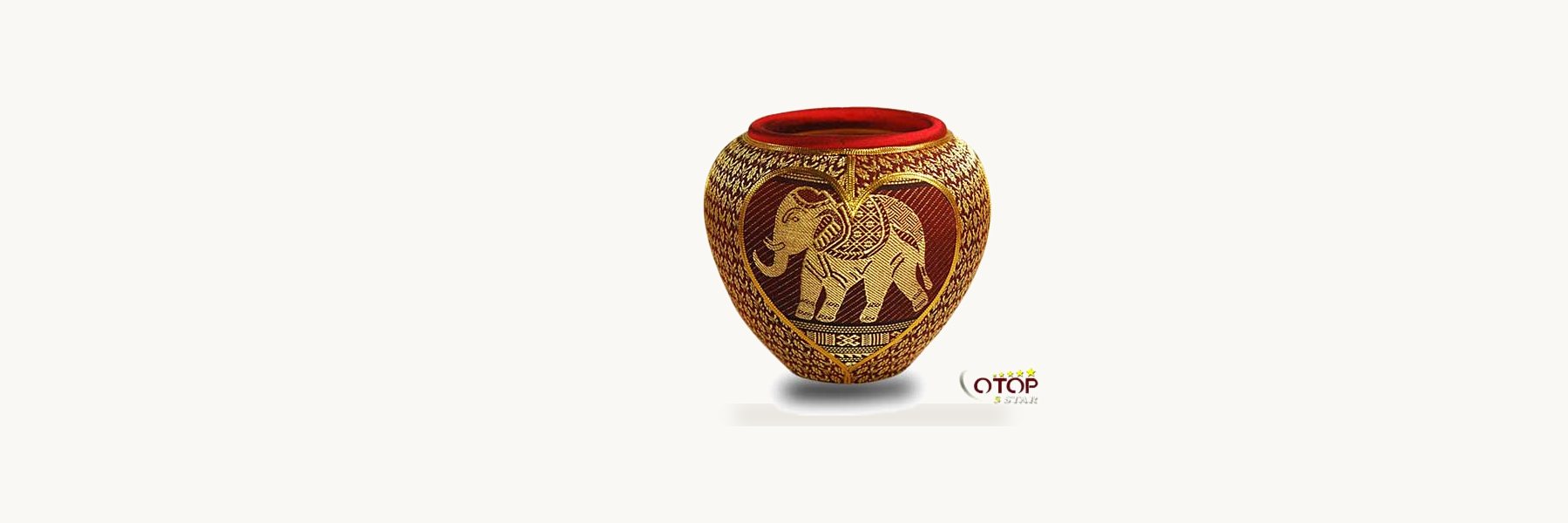 Pottery Decorated with Local Cloth Maker, Phayuha Khiri