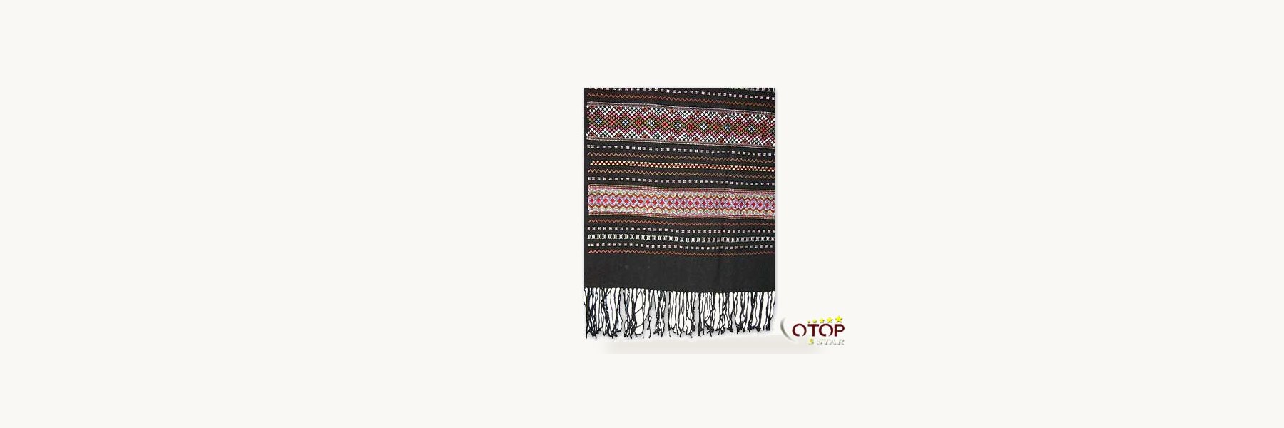 Scarf Maker, Mae Tha