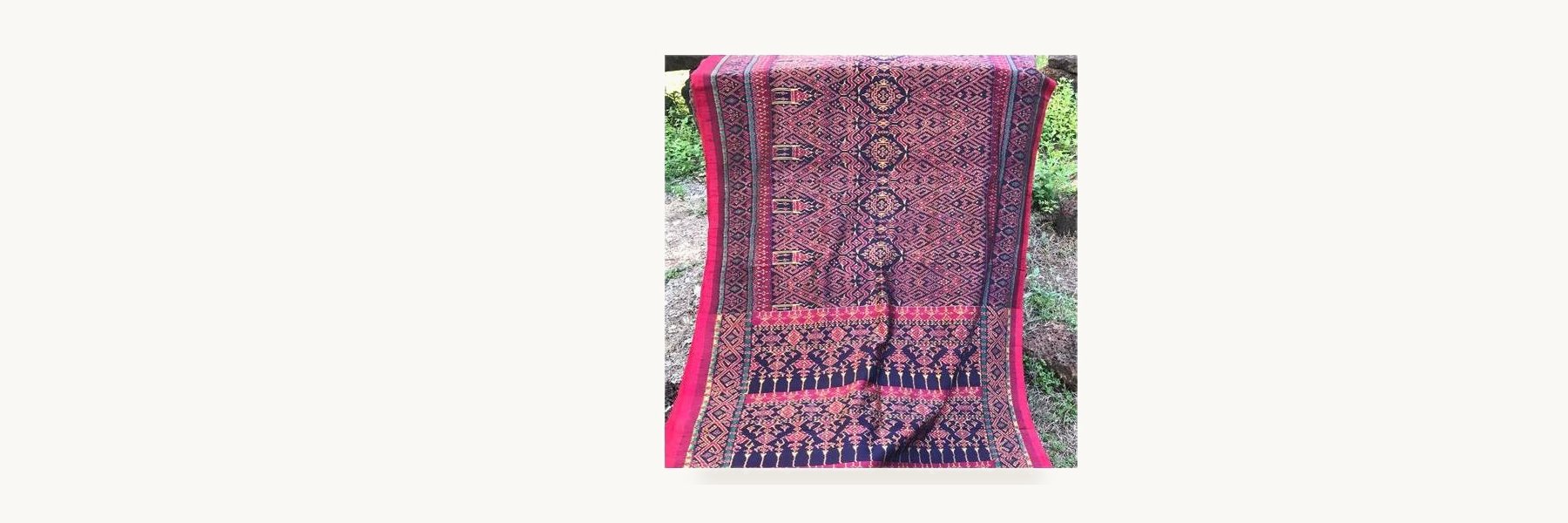 Ban Muen Chai Silk Weavers