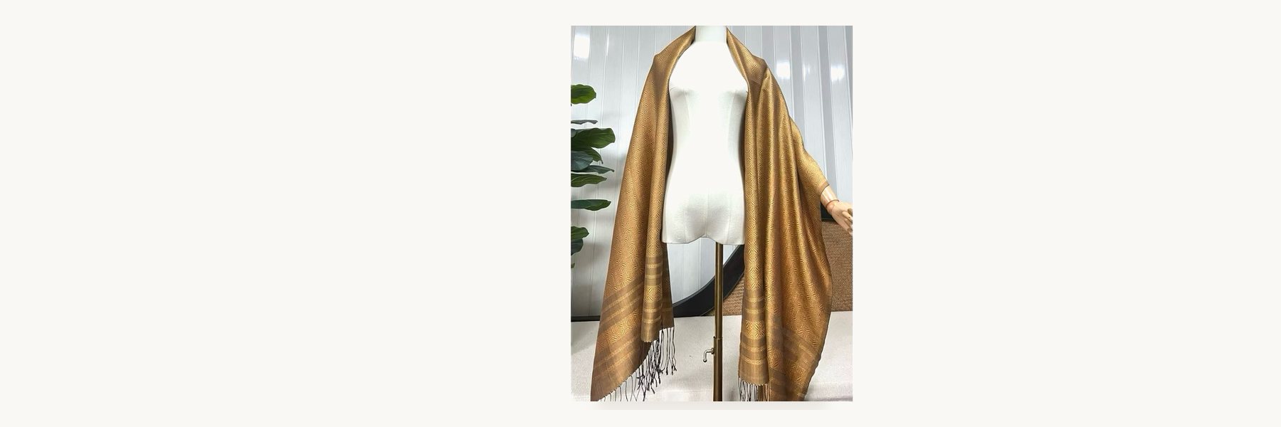 Ban Non Thon Silk Weavers