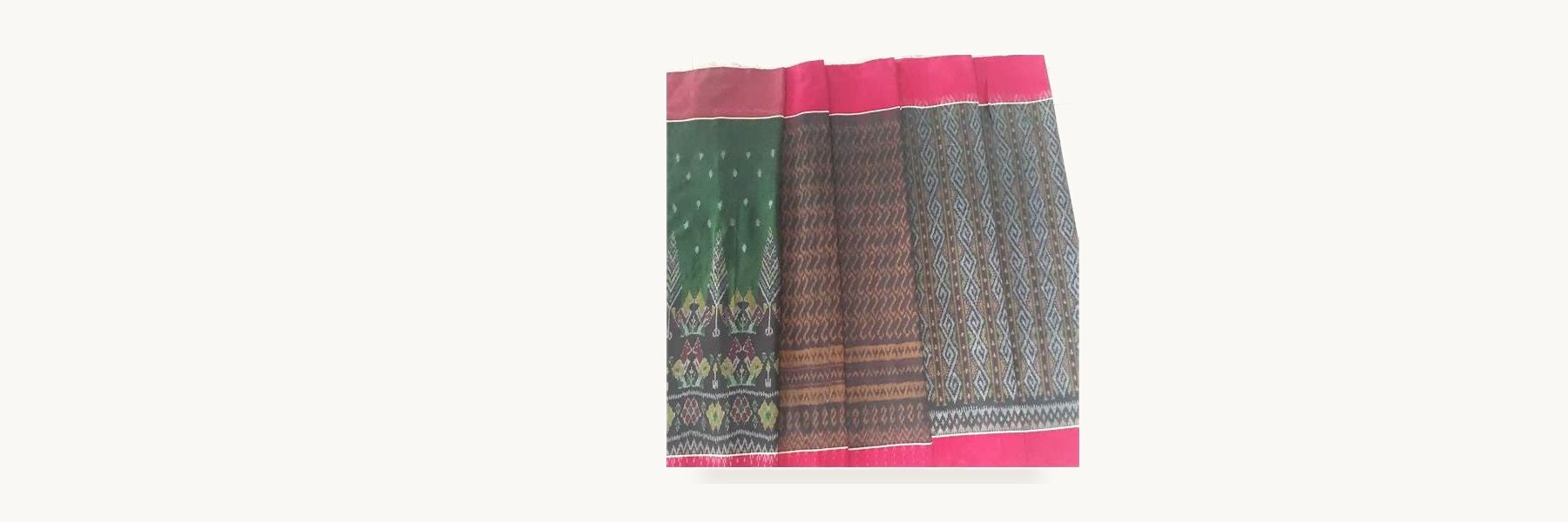 Ban Nong Samet Silk Weavers