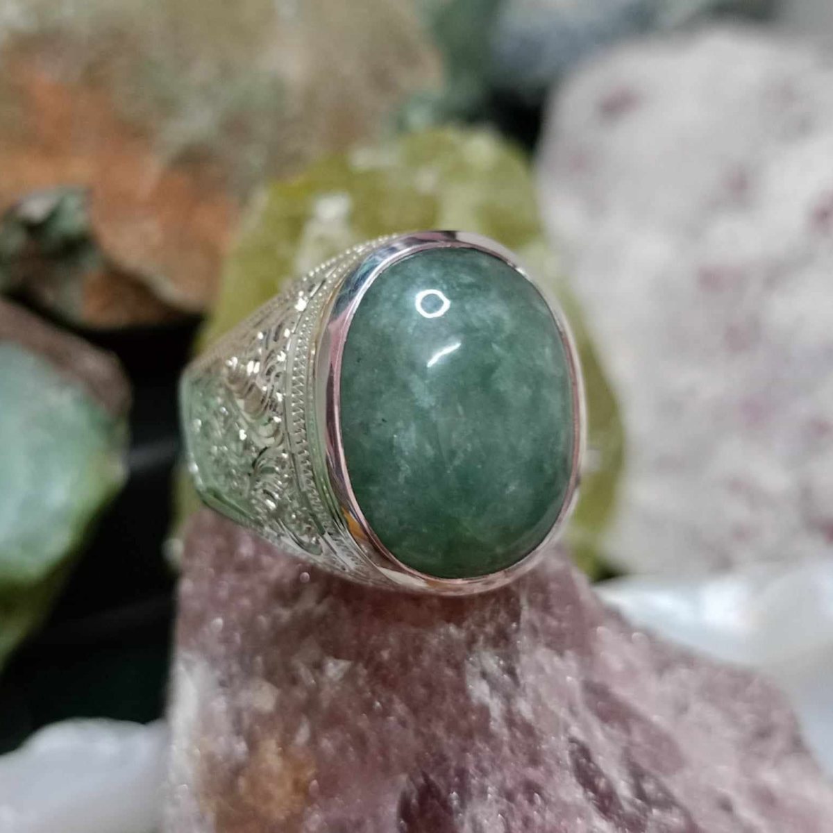 Jade ring, hand-engraved silver