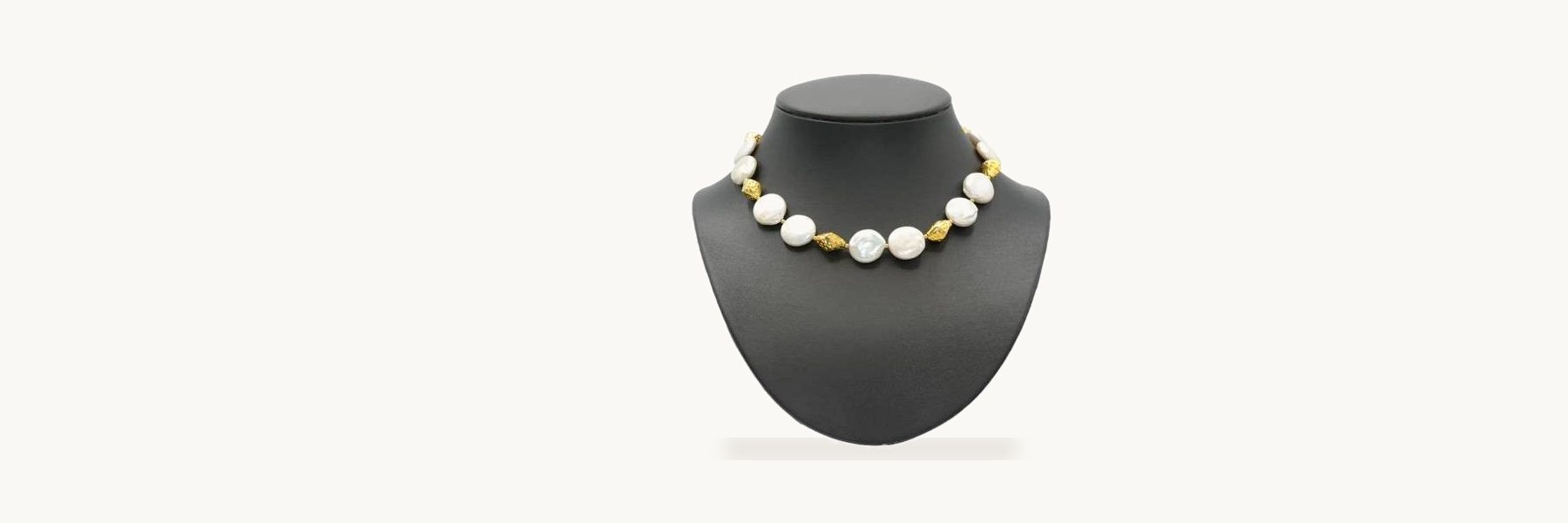 Azmi Pearl